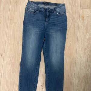 Judy Blue Medium Wash Skinny Jeans